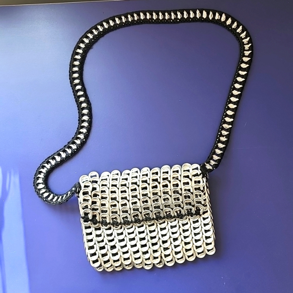 Artisan bag / soda tab Purse